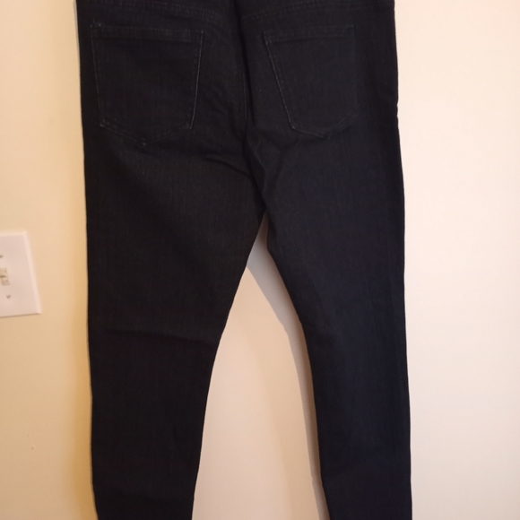 Jeans - Picture 5 of 8